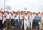भुगतान नहीं मिलने से ठेकेदारों का अर्धनग्न प्रदर्शन, सरकार पर बढ़ा दबाव