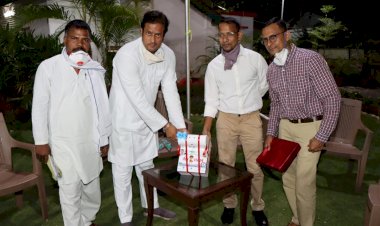 विकास उपाध्याय के विधानसभा क्षेत्र में बना मैक इन छत्तीसगढ़ ऑटोमेटिक सेनेटाइजर मशीन का नाम है