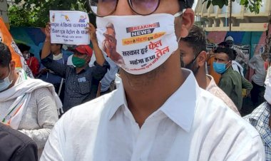 छग युवा कांग्रेस का राजधानी रायपुर में डीज़ल-पेट्रोल के बढ़ती कीमतों को लेकर भारी विरोध वाहनों पर लगाया