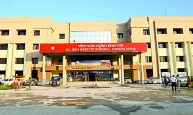 एम्स का निरीक्षण कर डारेक्टर डॉ. नागरकर की उपस्थिति में चिकित्सकों की बैठक के बाद विधायक विकास उपाध्याय ने कहा रायपुर एम्स देश में सबसे बेस्ट....