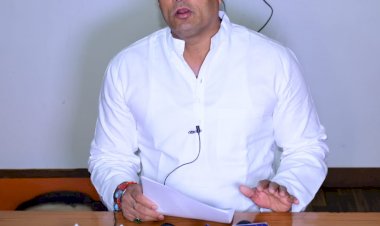 मोदी मिडिया जिस तरह से किसान आन्दोलन को एन्टी-नेशनल साबित करने जुटी है ठीक उसी तरह जैसे राहुल गाँधी की कही बातों को