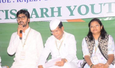 छत्तीसगढ़ युवा कांग्रेस ने भी राहुल गांधी को अध्यक्ष बनाये जाने का प्रस्ताव किया पास।राष्ट्रीय अध्यक्ष श्रीनिवास भी विडियो कान्फ्रेन्सिंग से जुड़े