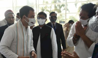 कांग्रेस में एक नेता ऐसा भी जो अपने नेता से करीबी होने को प्रचारित करने की अपेक्षा पार्टी में अनुशासित रहने को सर्वोपरि मानता है..