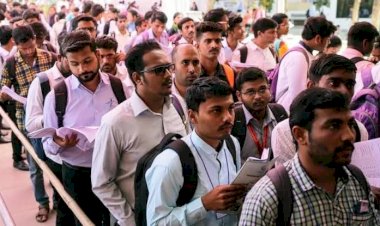 बेरोज़गारी की वजह से 25 हजार भारतीयों ने आत्महत्या की बावजूद बेरोजगार युवक क्रांति करना भूल चुके