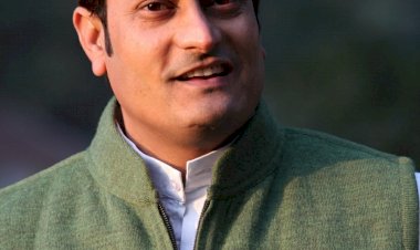 असम के मुख्यमंत्री हिमन्त बिस्वा सरमा जब तक राहुल गांधी के खिलाफ बोलते रहेंगे, तब तक उनकी कुर्सी सुरक्षित है - विकास उपाध्याय