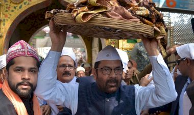 भाजपा अब मुस्लिम वर्ग के शीर्ष नेताओं को भी किनारे करने परहेज नहीं कर रही,कद्दावर नेता नकवी भी अब नप गए...