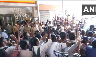ब्रेकिंग:शिवसेना की राष्ट्रीय कार्यकारिणी की बैठक मुंबई में शुरू।आदित्य ठाकरे भी बैठक में मौजूद...