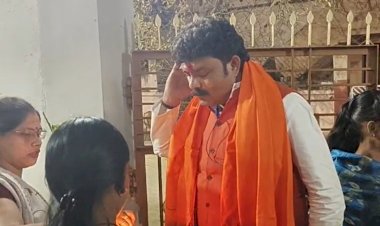 रायपुर पश्चिम विधानसभा से भाजपा कार्यकर्ताओं ने आशु चंद्रवंशी को आगे किया।जन्मदिन के बहाने पूरे क्षेत्र में पोस्टर वार...चर्चा का बाजार गर्म