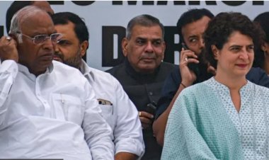 राहुल गांधी के समर्थन में कांग्रेस का पूरे देश भर में 'संकल्प सत्याग्रह',कांग्रेस अध्यक्ष खड़गे,प्रियंका गांधी समेत कांग्रेस नेताओं के तीखे सवाल...