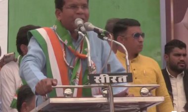 मुख्यमंत्री के दावेदारों में अब मोहन मरकाम भी...आरक्षित 29 आदिवासी सीटों पर मोहन मरकाम की सियासी नजर का क्या है गणित...।