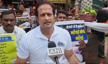 विधायक विकास उपाध्याय का महंगाई को लेकर अनोखा नहीं... अद्भुत प्रदर्शन,जो किसी का भी ध्यान खींच ले...