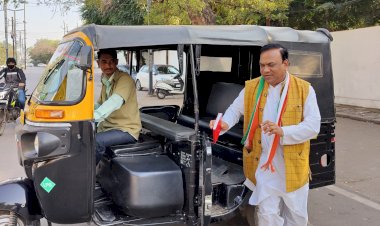 ऑटो में सवारी कर लोकसभा की जमीन तलाश रहे शंकर साहू क्या कांग्रेस पार्टी में भाजपा के ईश्वर बन पाएंगे...!