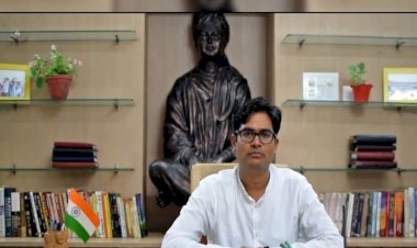 वित्तमंत्री ओपी चौधरी के निर्देश पर टैक्स चोरी करने वालों पर कार्रवाई लगातार जारी है.. दुर्ग में संचालित अवैध गुटखा फैक्ट्री में बड़ी कार्यवाही