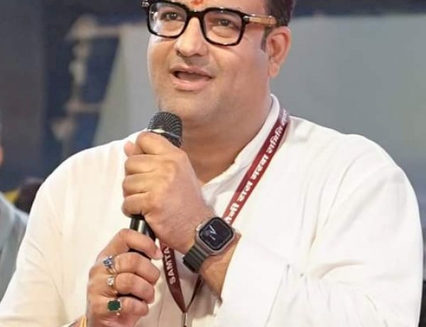 Exclusive: सुबोध हरितवाल के जन्मदिन पर उनके प्रति सत्तापक्ष की तरह लोगों का उत्साह क्या सुबोध के नए नेतृत्व का उदय है...।